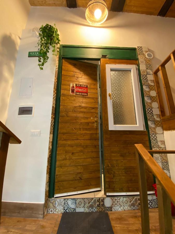 Vat' Coke House Apartment Napoli Bagian luar foto