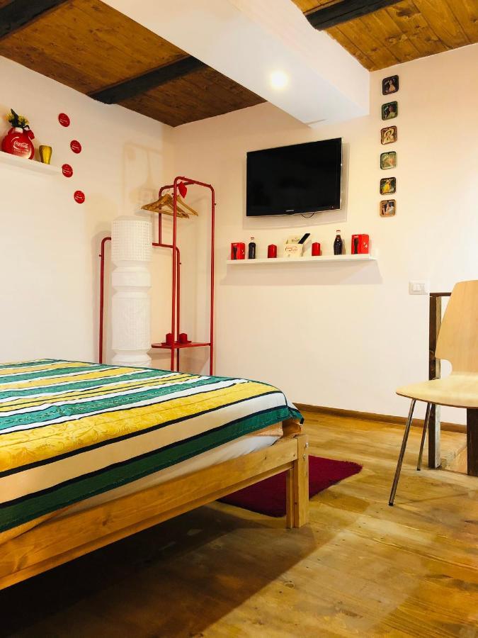 Vat' Coke House Apartment Napoli Bagian luar foto